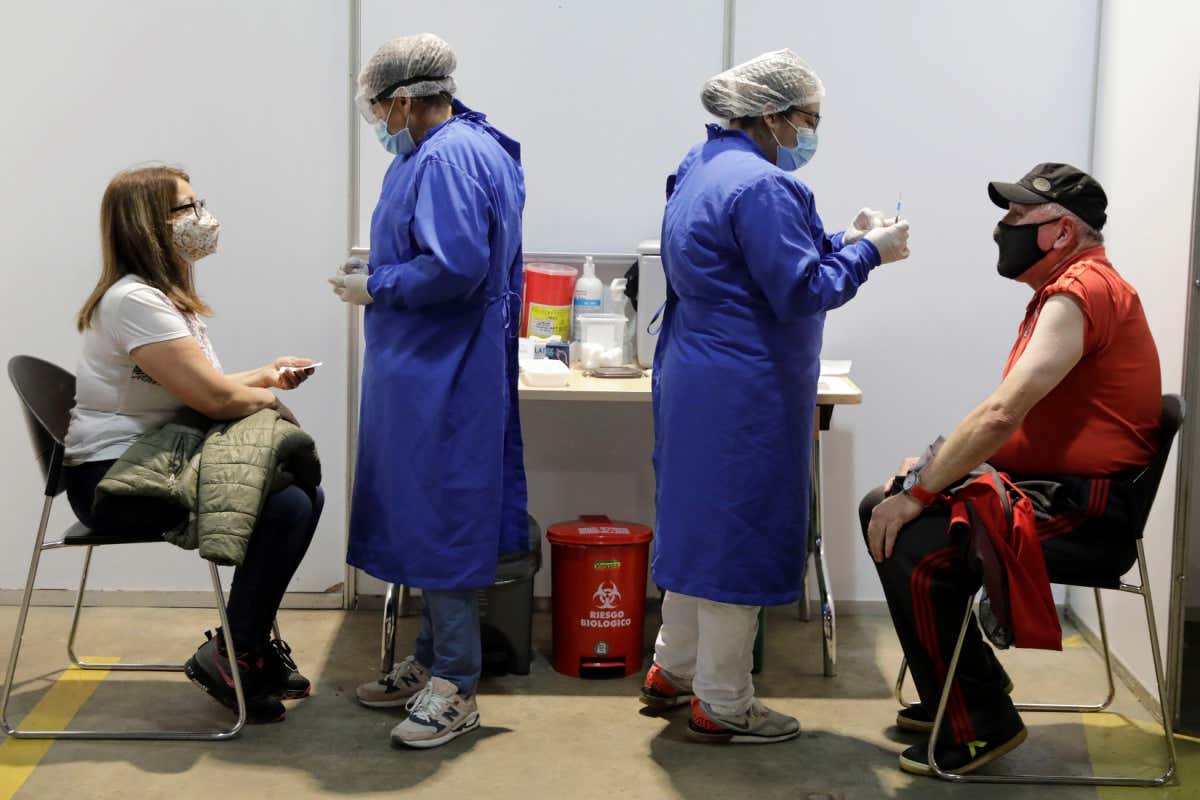 Thế giới cần thận trọng với biến thể Mu